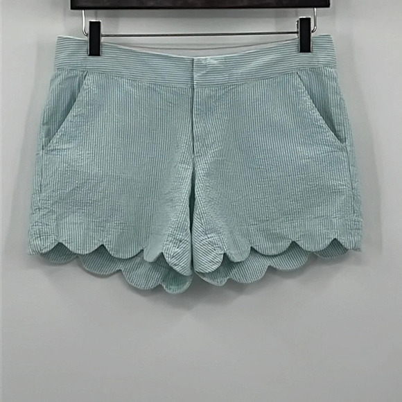 Lilly Pulitzer Buttercup Striped Seersucker Shorts - Size 2 - Picture 2 of 6